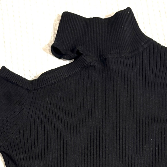 DKNY Open Shoulder Ribbed Knit Turtleneck - Picture 5 of 5